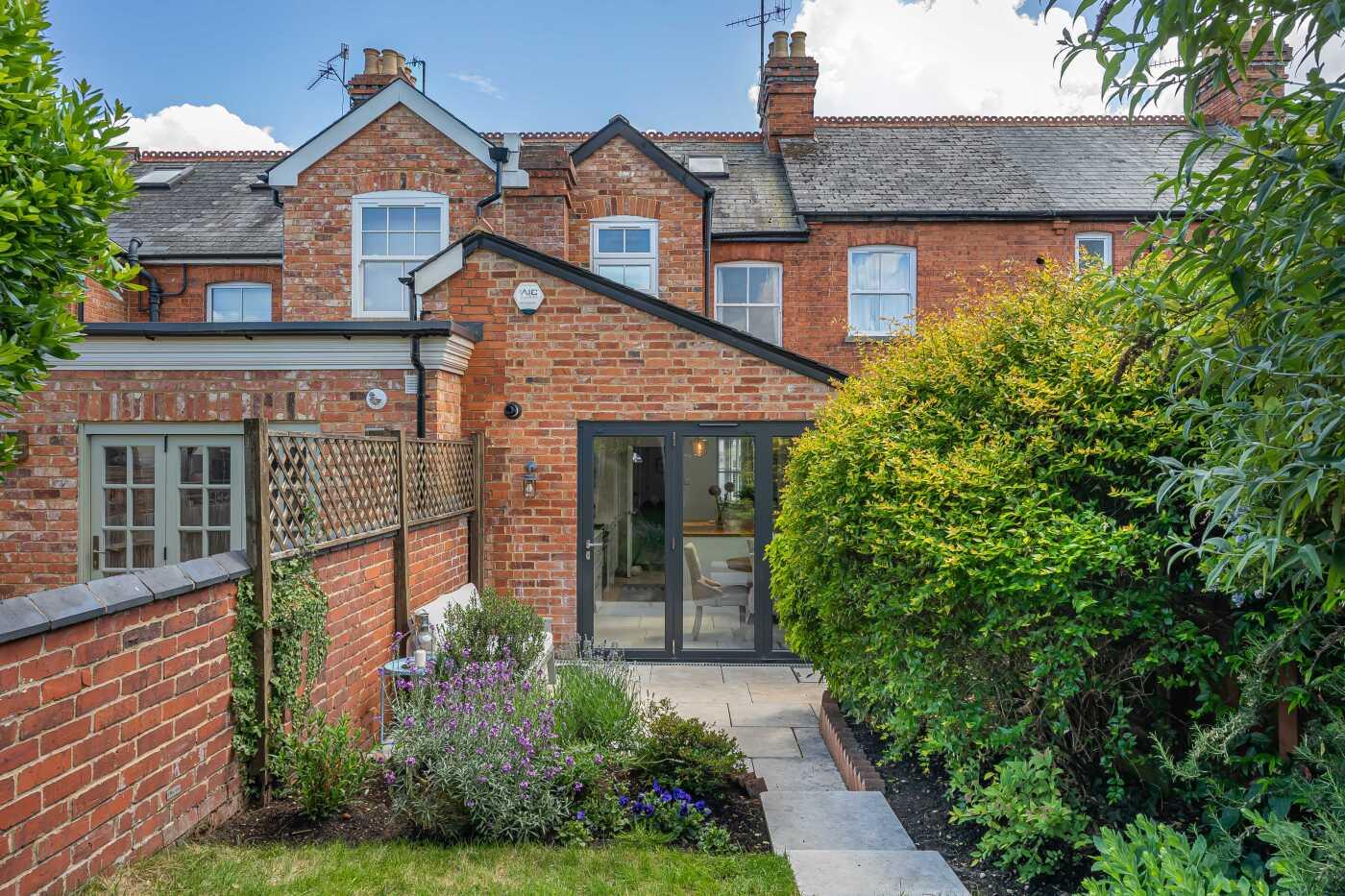 3 bed property in Niagara Road, Henley-On-Thames